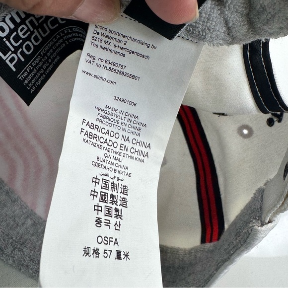 Official Formula 1 Baseball Cap Men's Size OS White Cotton Racing FW Large Logo - Picture 5 of 11